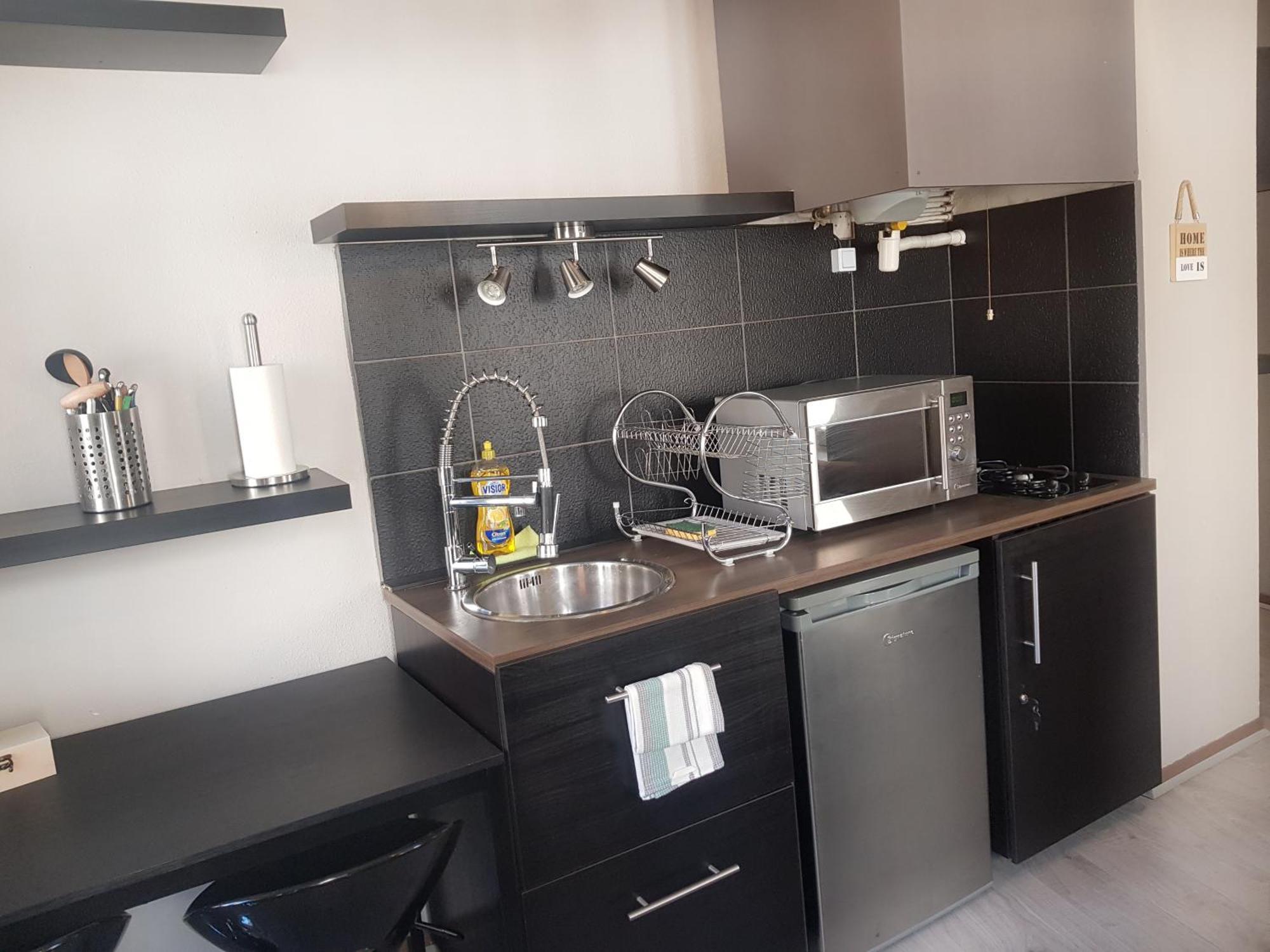 Charmant Studio Au Coeur De Дижон Экстерьер фото