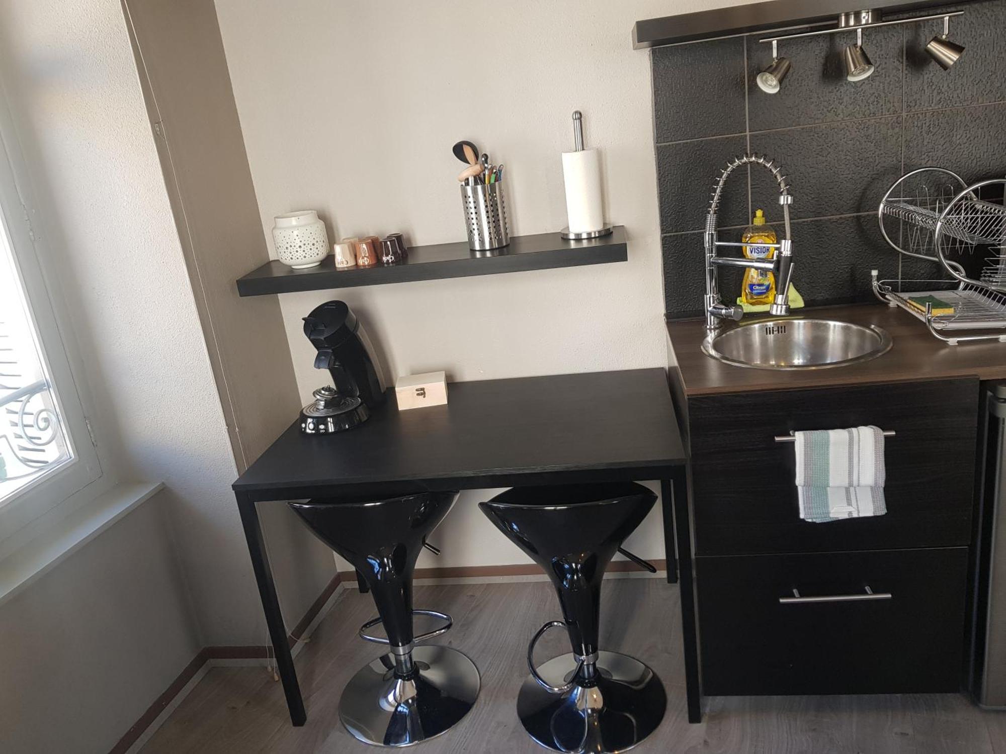 Charmant Studio Au Coeur De Дижон Экстерьер фото